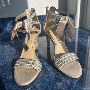 Gianni Bini heels size 7